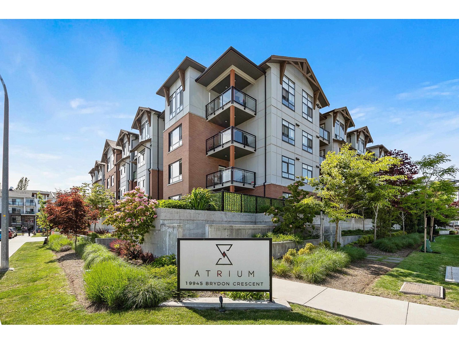 Photo 32 of 307 19945 Brydon Crescent, Langley BC