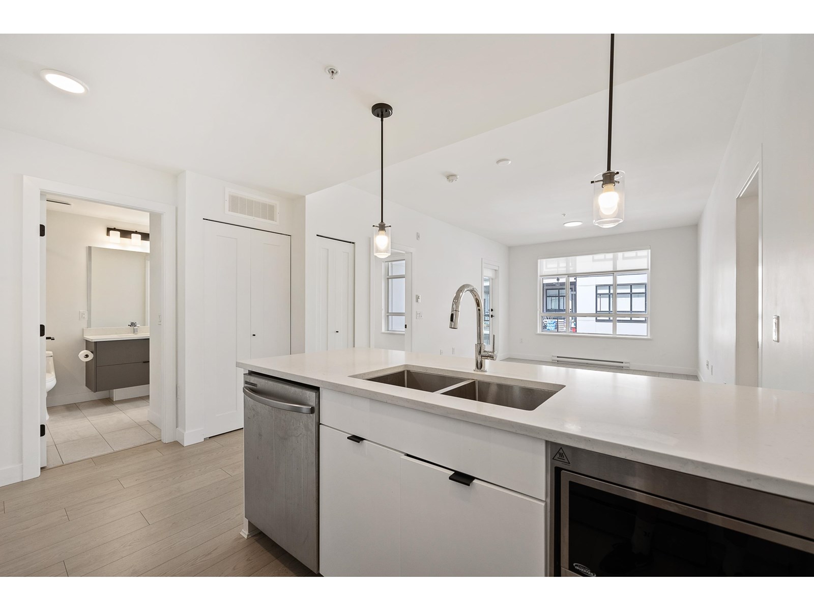 Photo 12 of 307 19945 Brydon Crescent, Langley BC