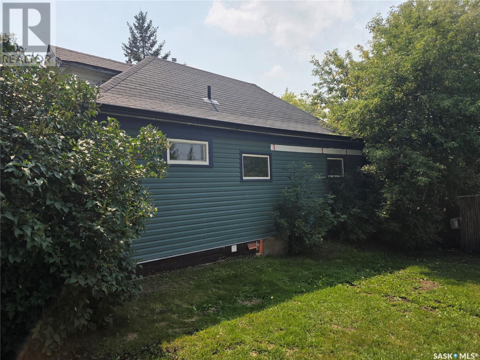 Photo 31 of 311 5th Street E, Wynyard SK