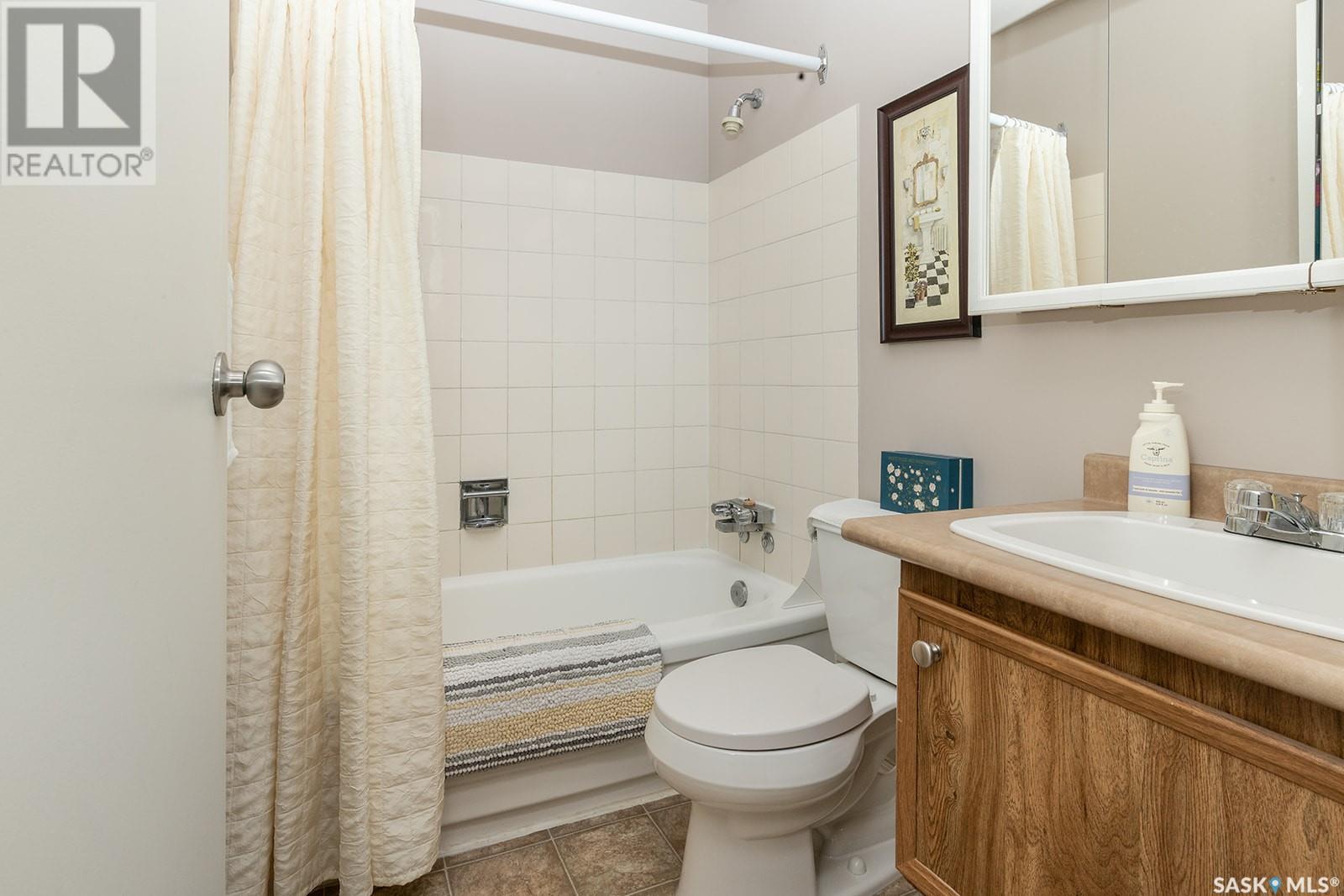 Photo 12 of 310 111 Wedge Road, Saskatoon SK