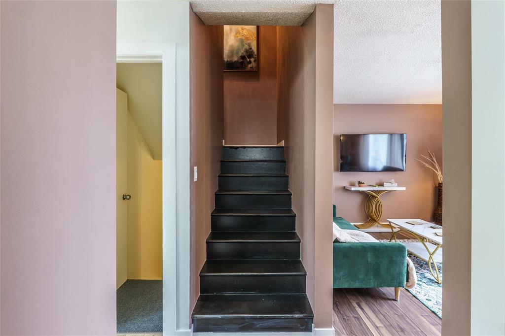 Photo 3 of 1493 Rothesay Street, Winnipeg MB