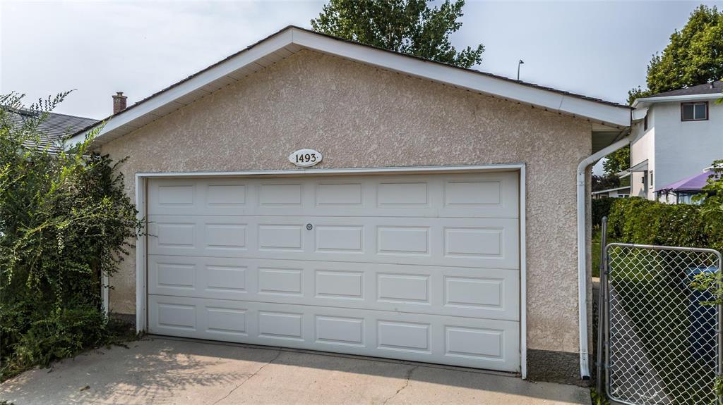 Photo 39 of 1493 Rothesay Street, Winnipeg MB