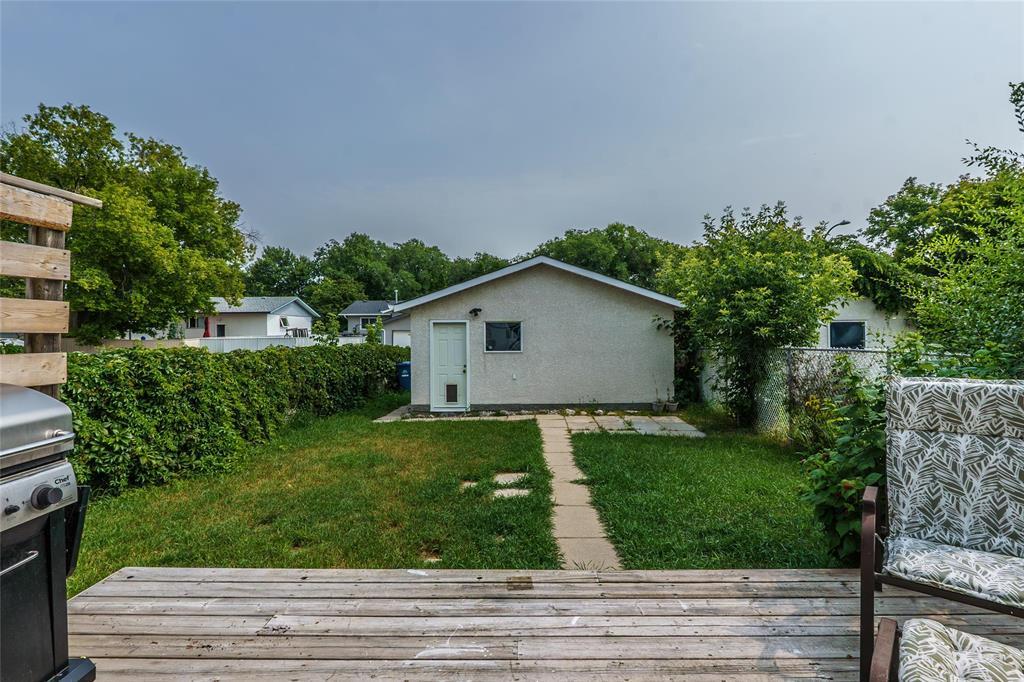 Photo 34 of 1493 Rothesay Street, Winnipeg MB
