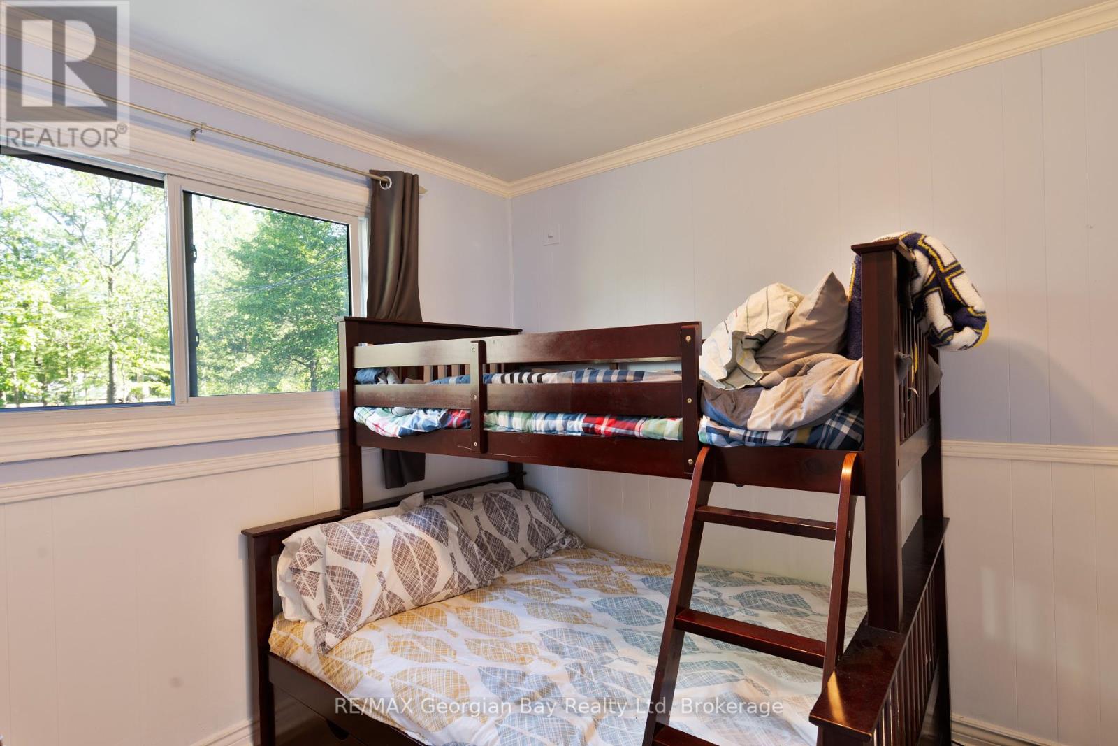 Photo 11 of 46 Forest Harbour Parkway, Tay ON