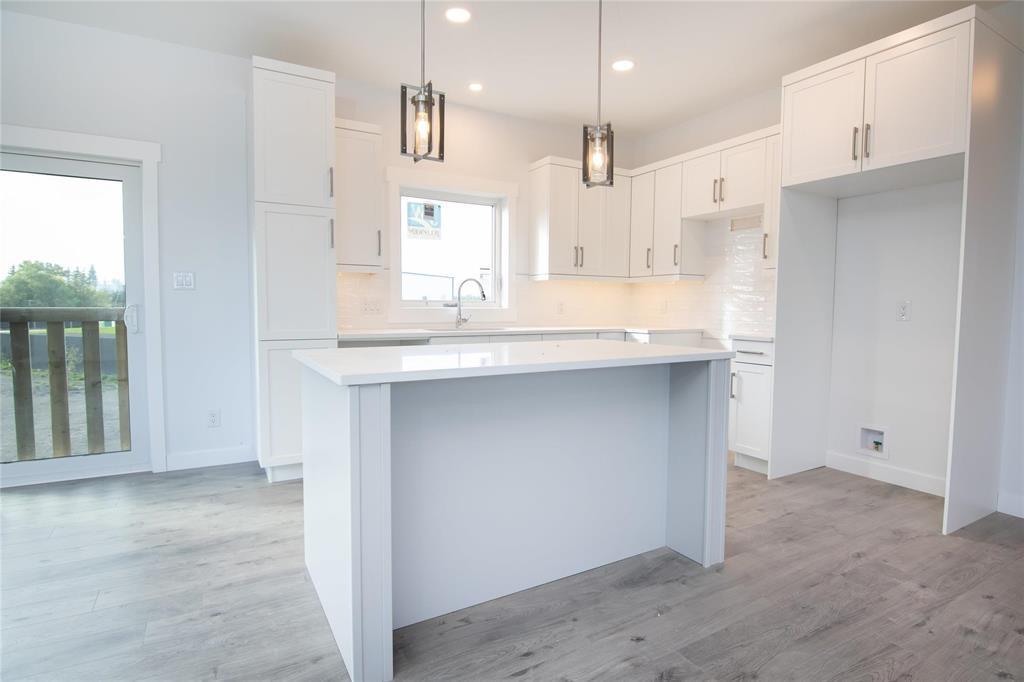 Photo 9 of 26 Van Riesen Drive, Niverville MB