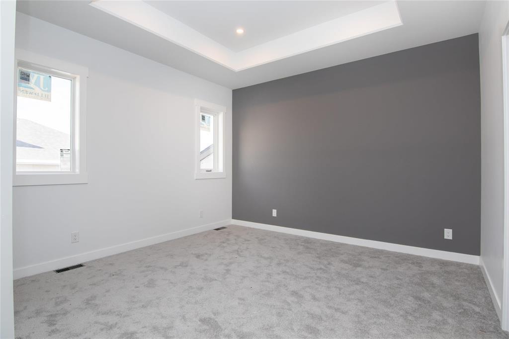 Photo 13 of 36 Van Riesen Drive, Niverville MB