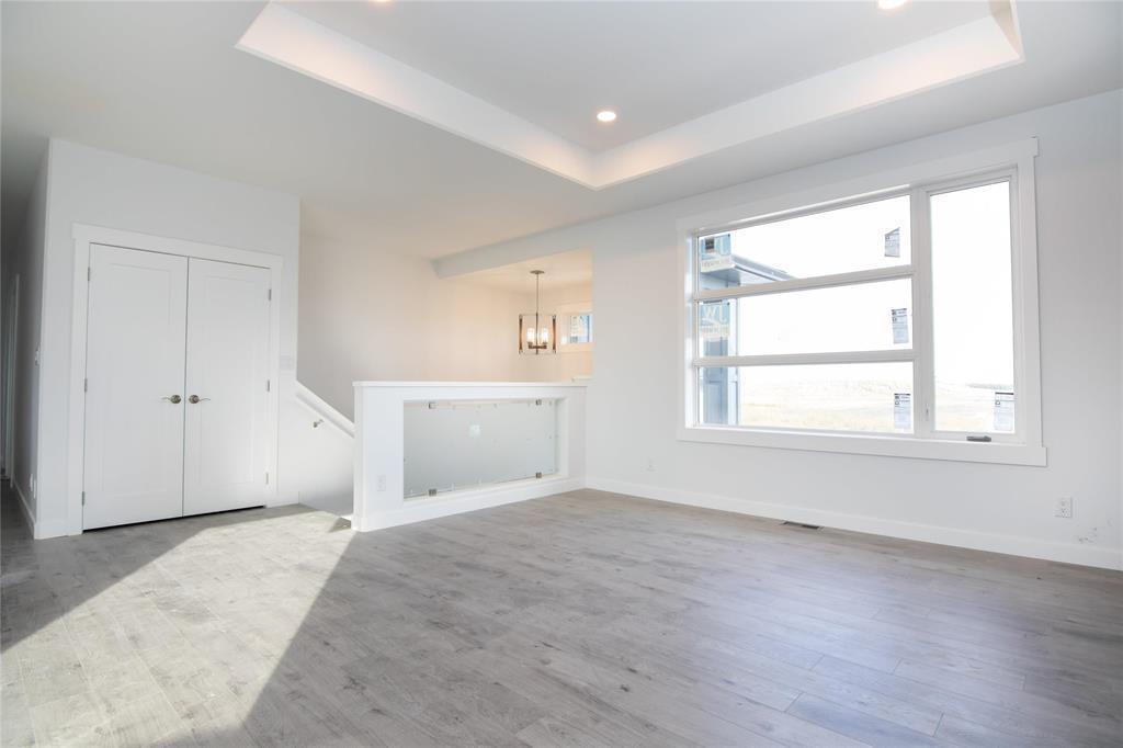 Photo 14 of 36 Van Riesen Drive, Niverville MB