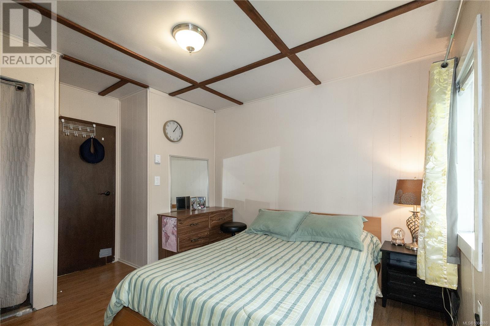 Photo 10 of 2218 Dalton Rd, Campbell River BC