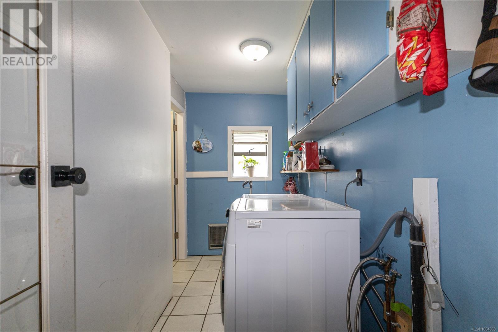 Photo 11 of 2218 Dalton Rd, Campbell River BC