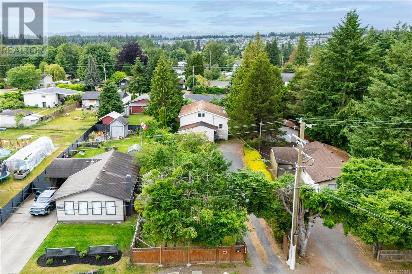 Photo 5 of 2218 Dalton Rd, Campbell River BC