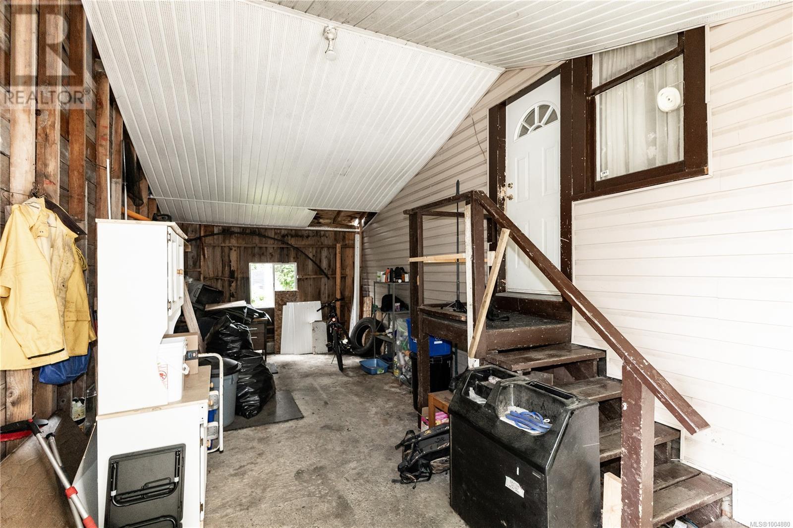 Photo 7 of 2218 Dalton Rd, Campbell River BC