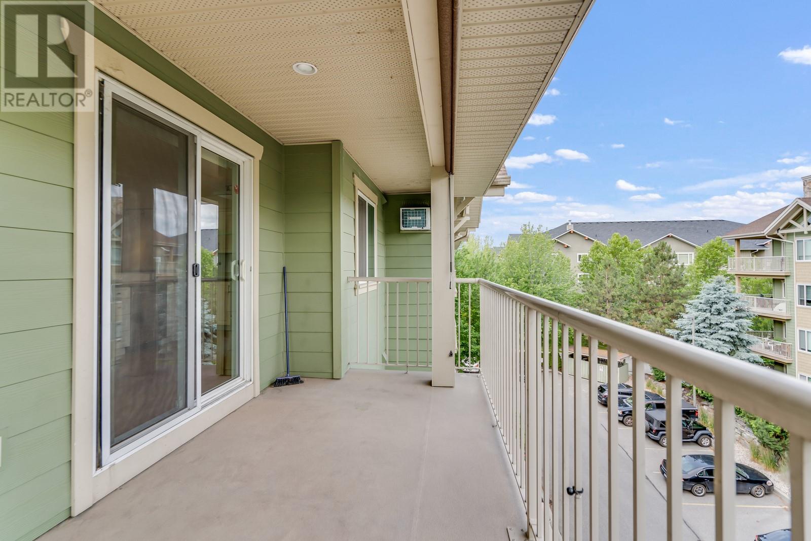 Photo 17 of 686 Lequime Road Unit 409, Kelowna BC
