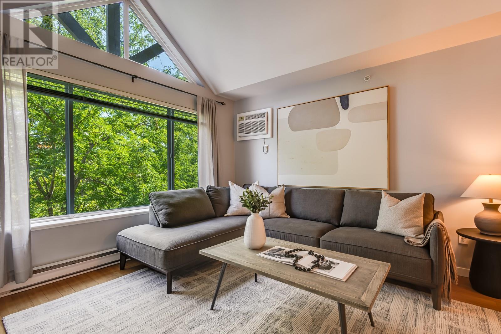 Photo 6 of 686 Lequime Road Unit 409, Kelowna BC