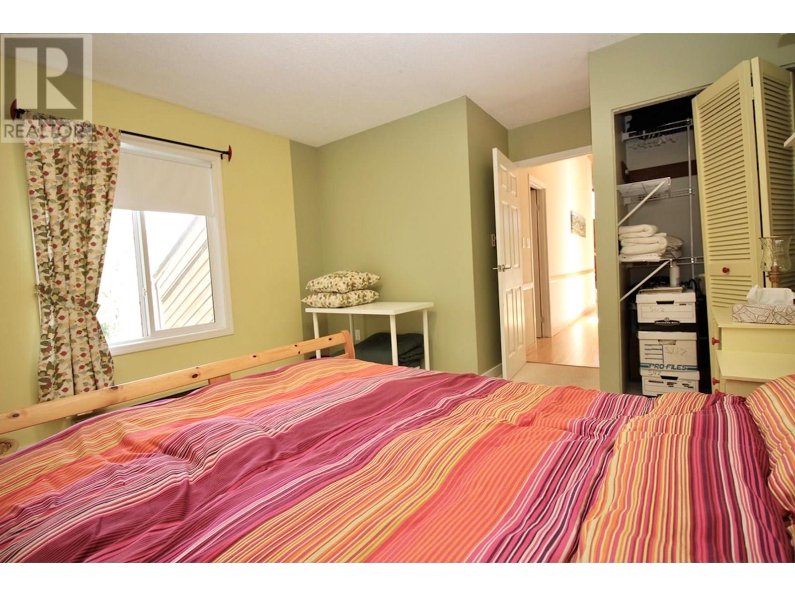 324 Clifton Road North, Kelowna