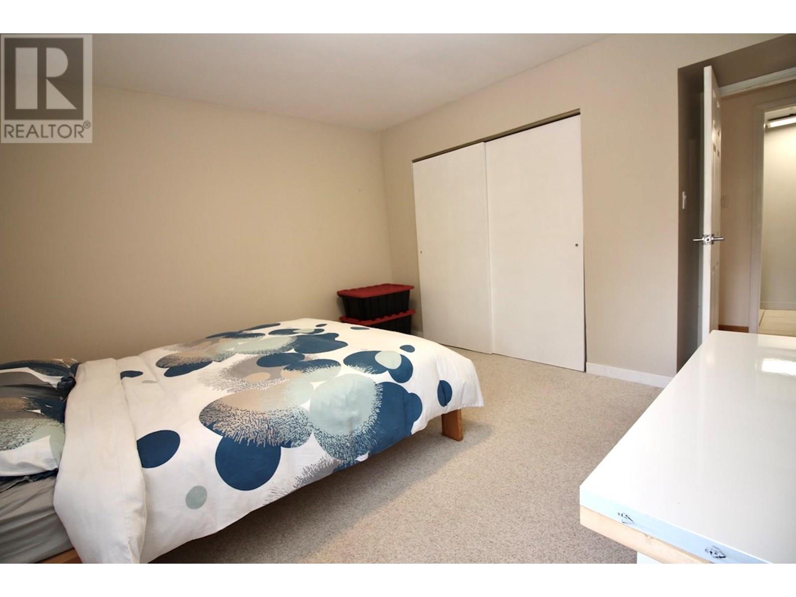  324 Clifton Road North, Kelowna
