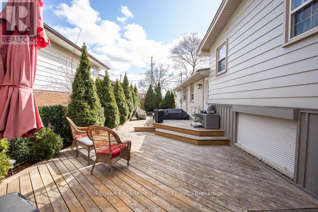 Photo 22 of 92 Auchmar Road, Hamilton ON