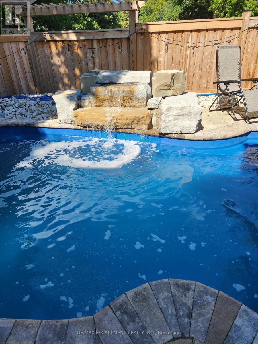 Photo 33 of 92 Auchmar Road, Hamilton ON