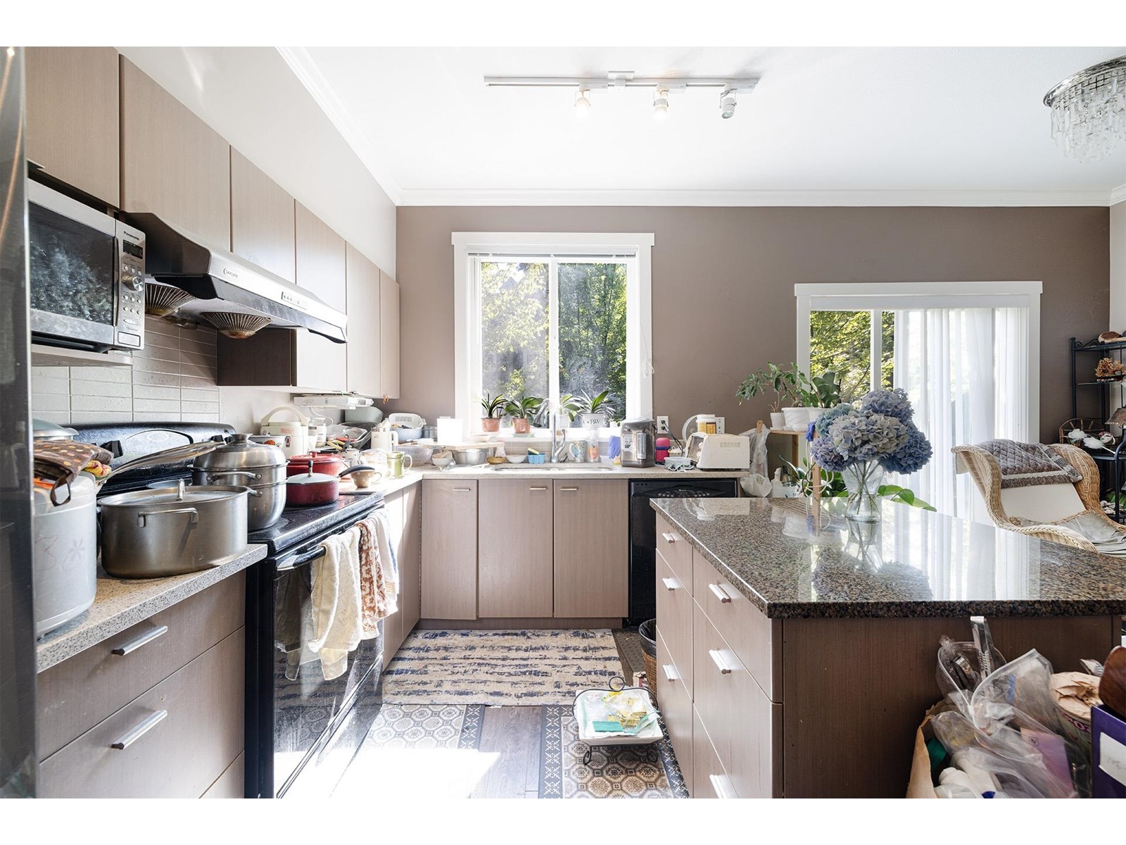 Photo 7 of 78 15075 60 Avenue, Surrey BC