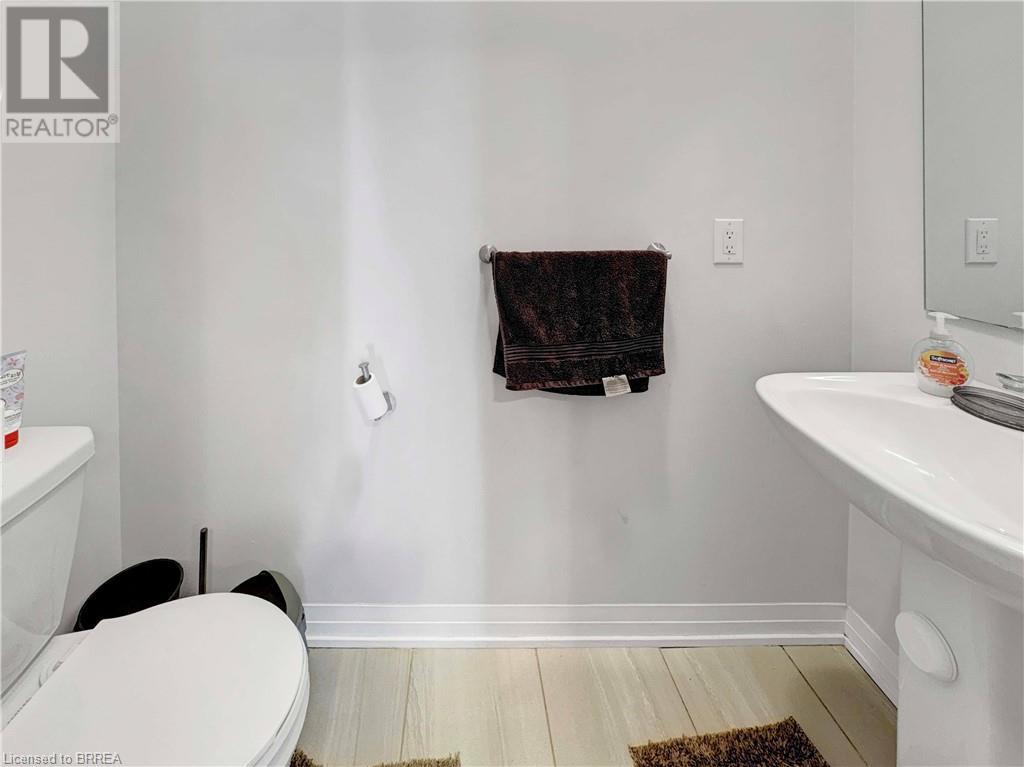 Photo 14 of 585 Colborne Street Unit 1105, Brantford ON