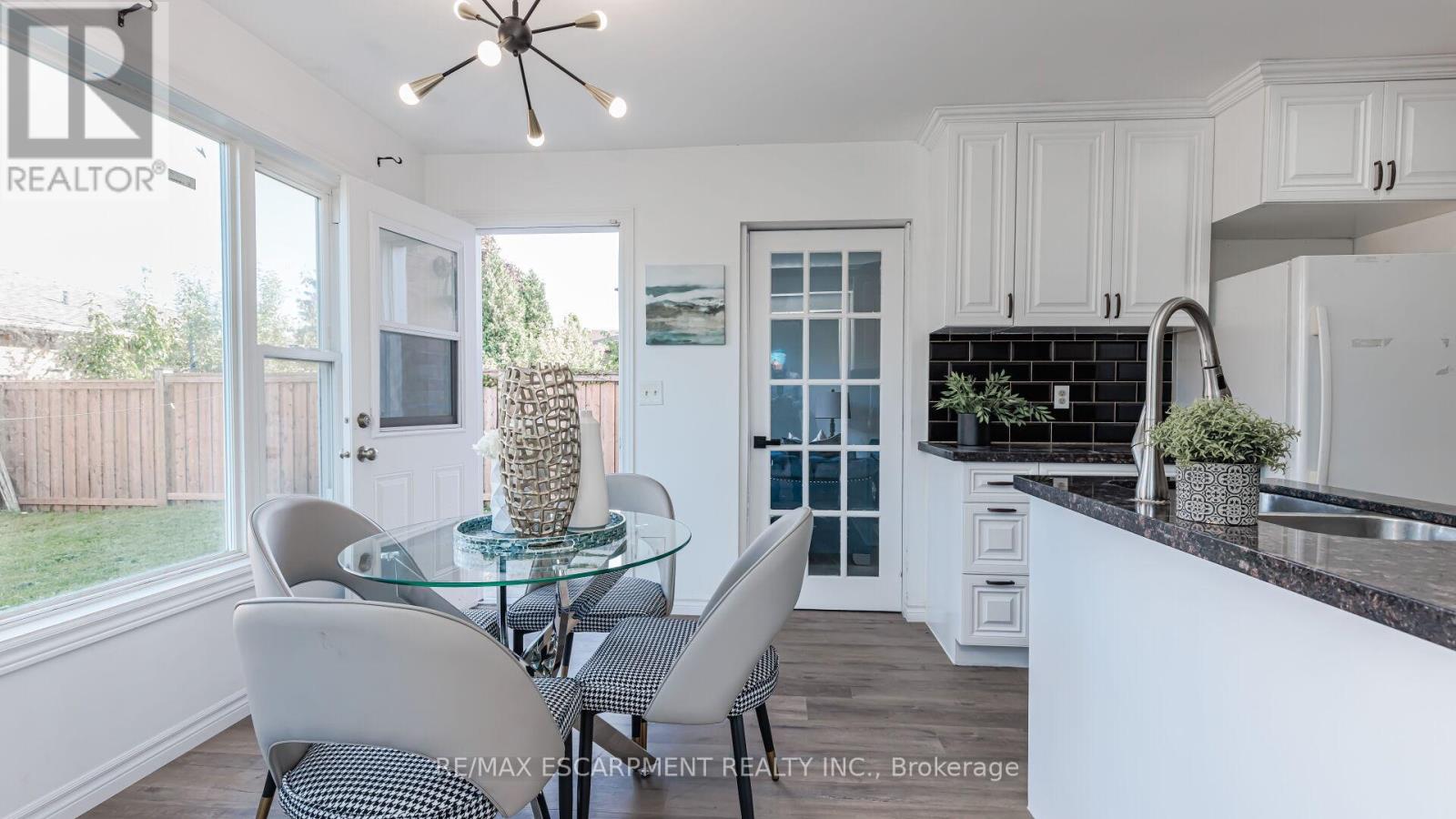 Photo 20 of 3 Mornington Drive, Hamilton ON