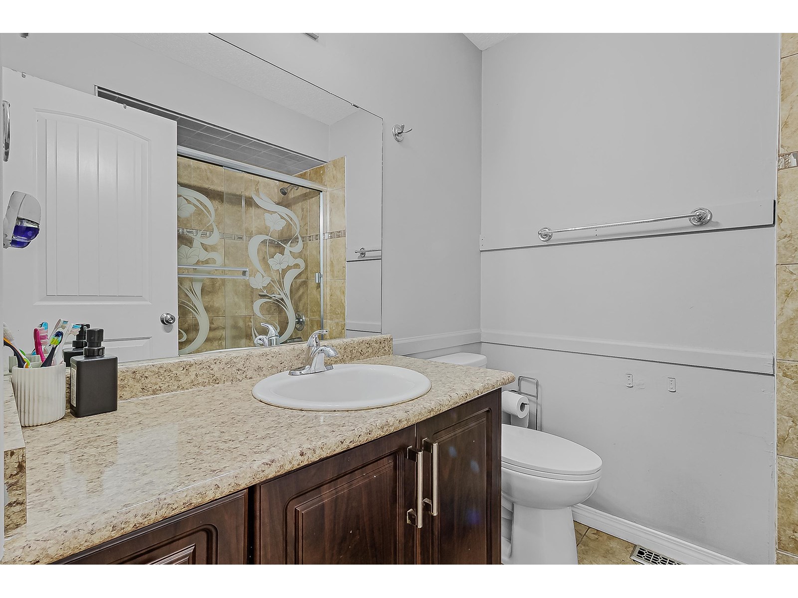 Photo 19 of 6721 132 Street Street, Surrey BC