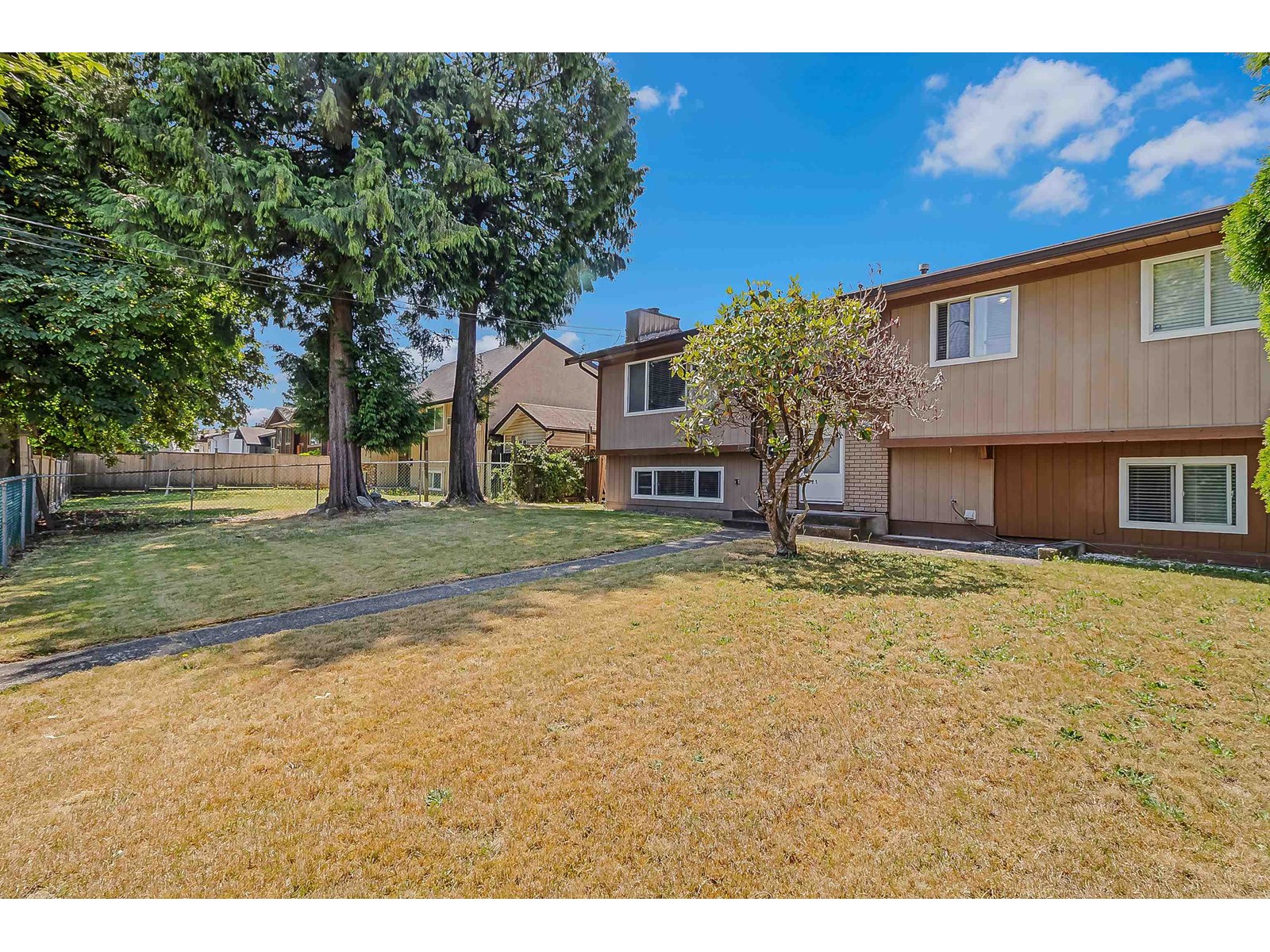 Photo 2 of 6721 132 Street Street, Surrey BC