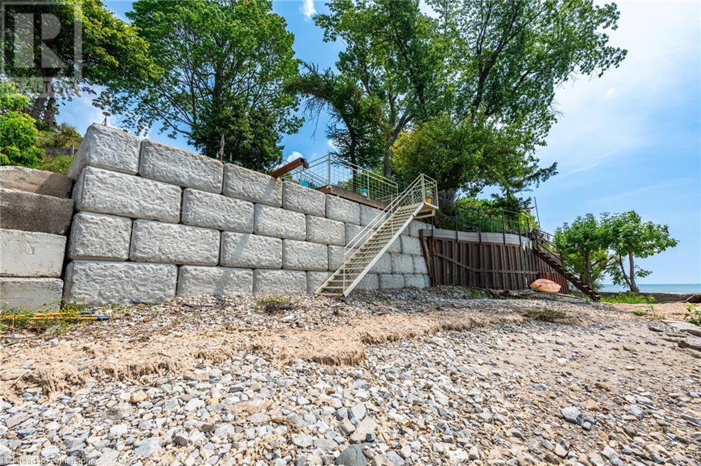 Photo 2 of 58 Lakeside Drive, Nanticoke ON