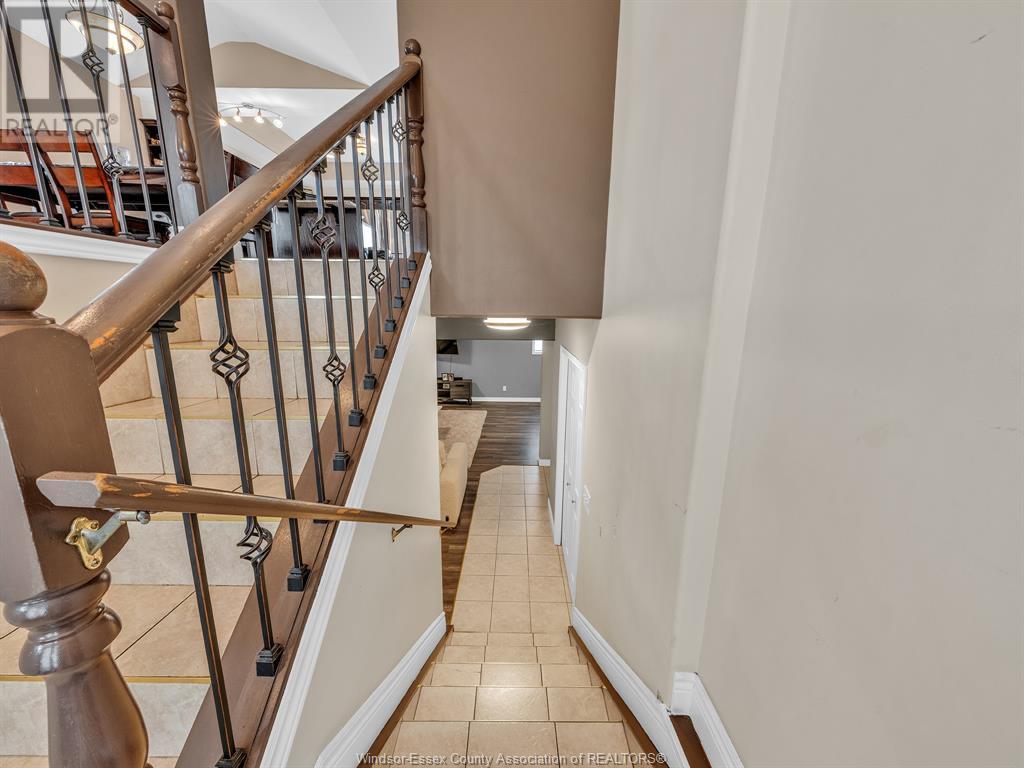 Photo 18 of 1437 Meridian Street, Windsor ON