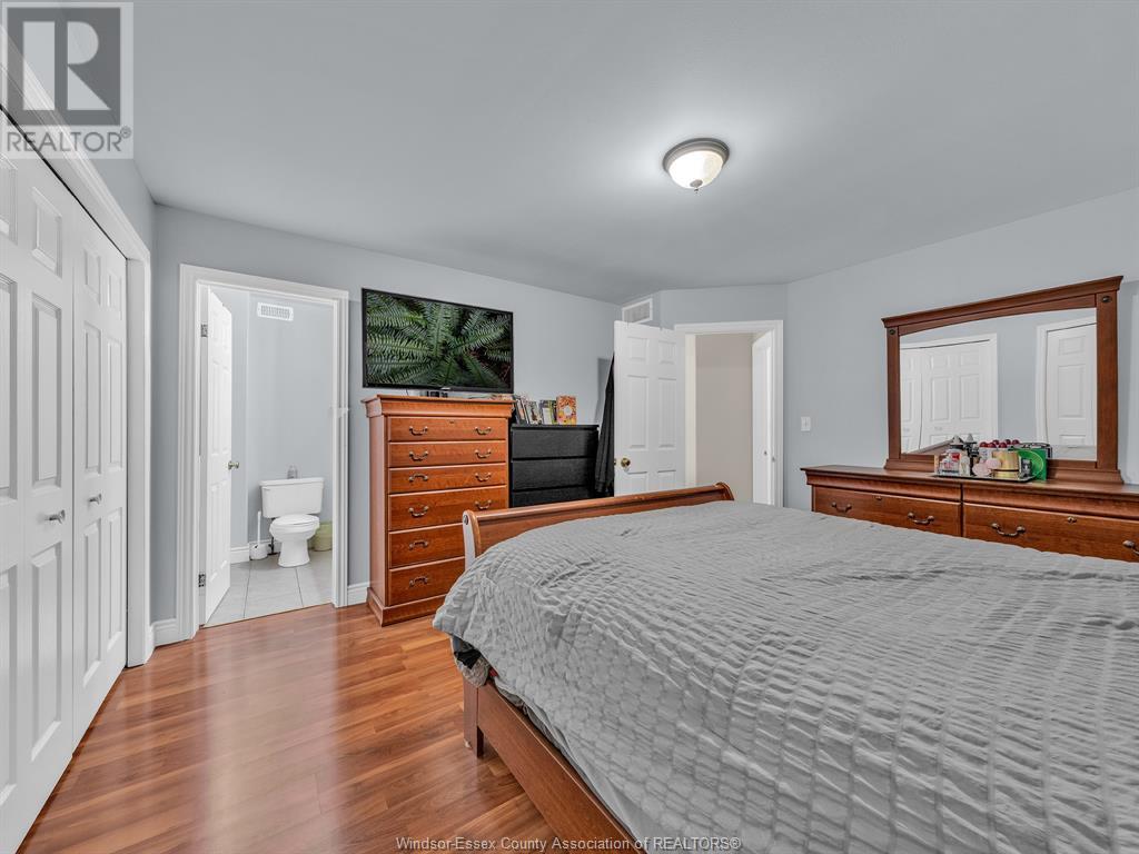 Photo 13 of 1437 Meridian Street, Windsor ON