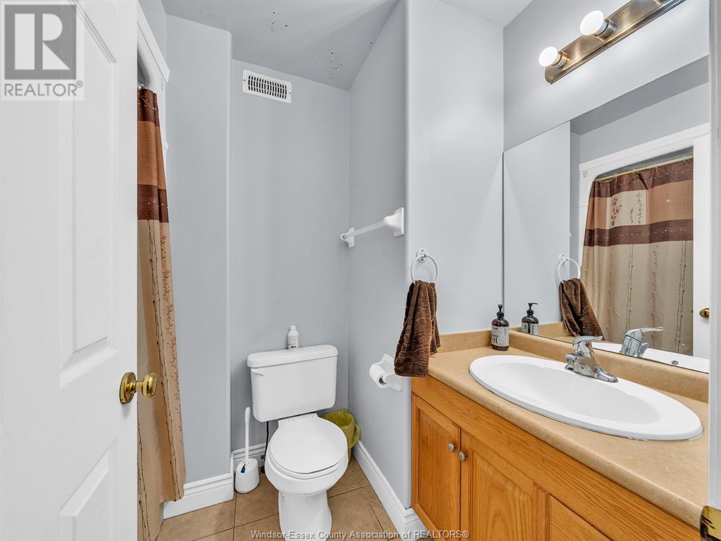 Photo 24 of 1437 Meridian Street, Windsor ON