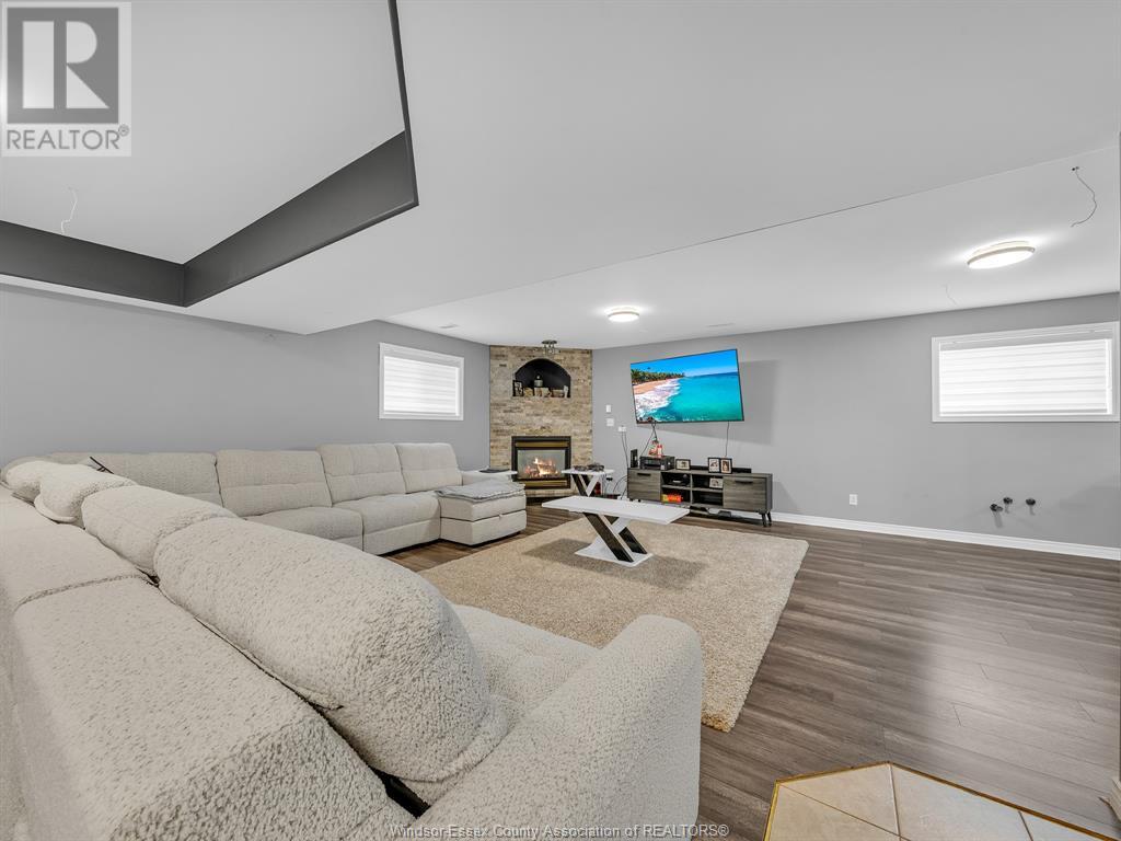 Photo 19 of 1437 Meridian Street, Windsor ON