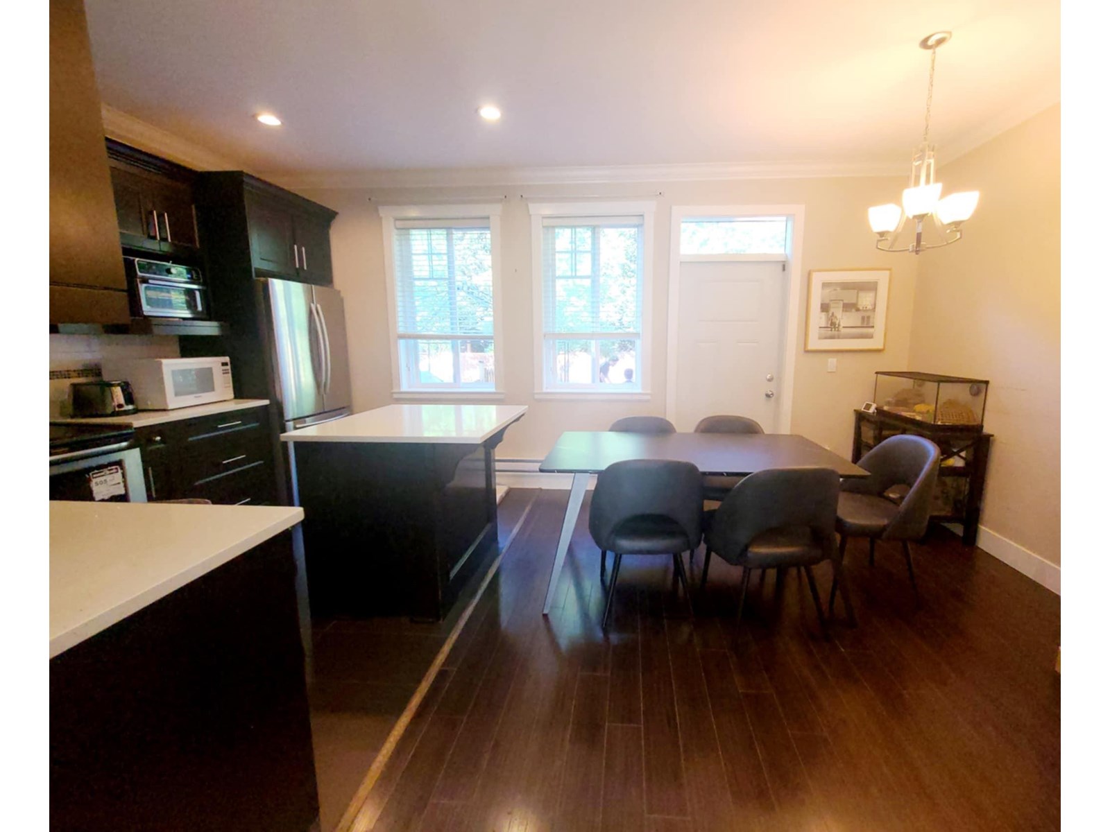 Photo 6 of 109 15399 Guildford Drive, Surrey BC
