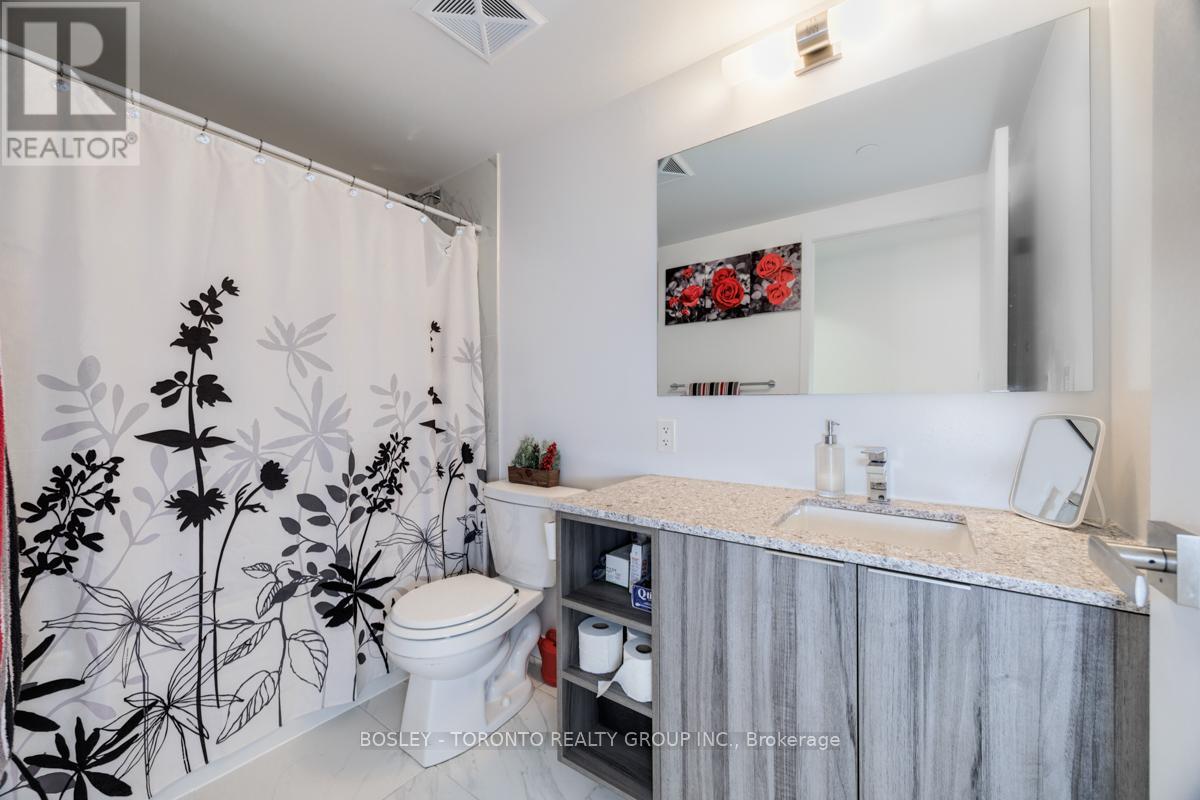 Photo 19 of 363 31 Tippett Road, Toronto ON