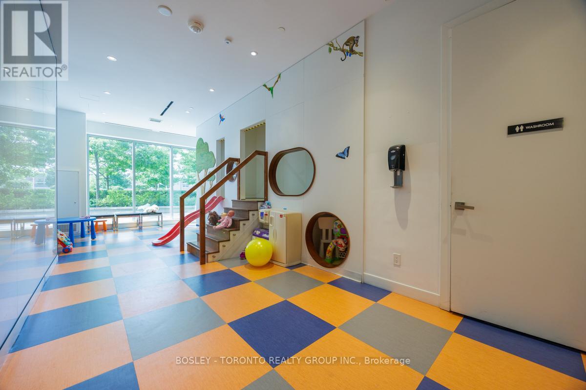 Photo 36 of 363 31 Tippett Road, Toronto ON