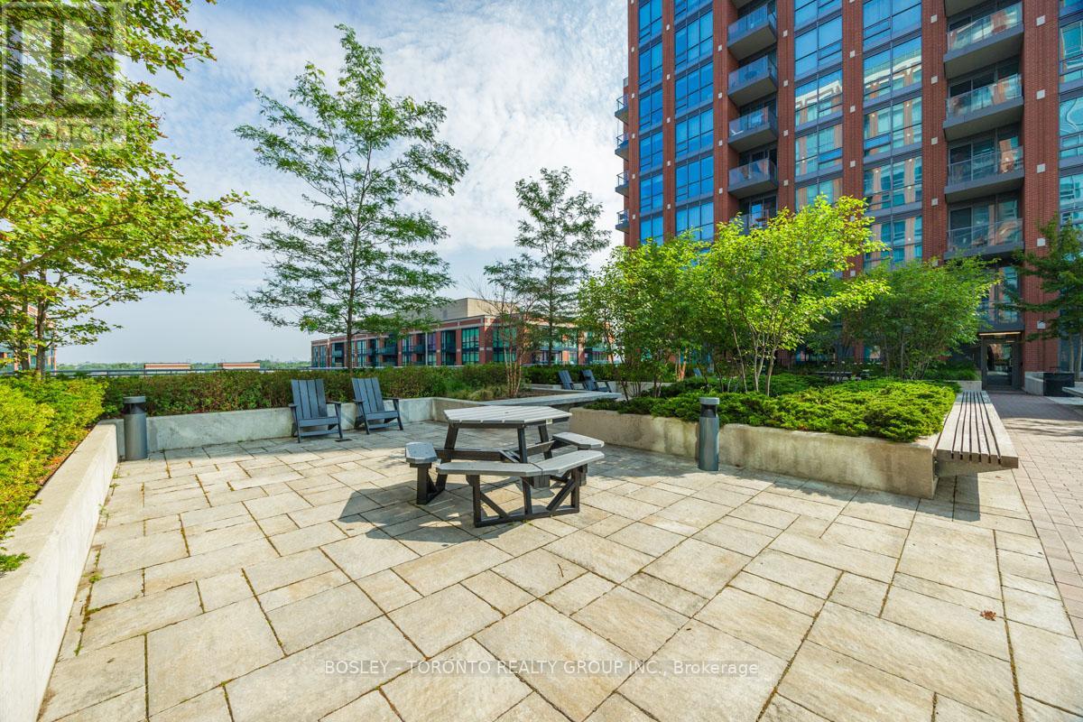 Photo 41 of 363 31 Tippett Road, Toronto ON