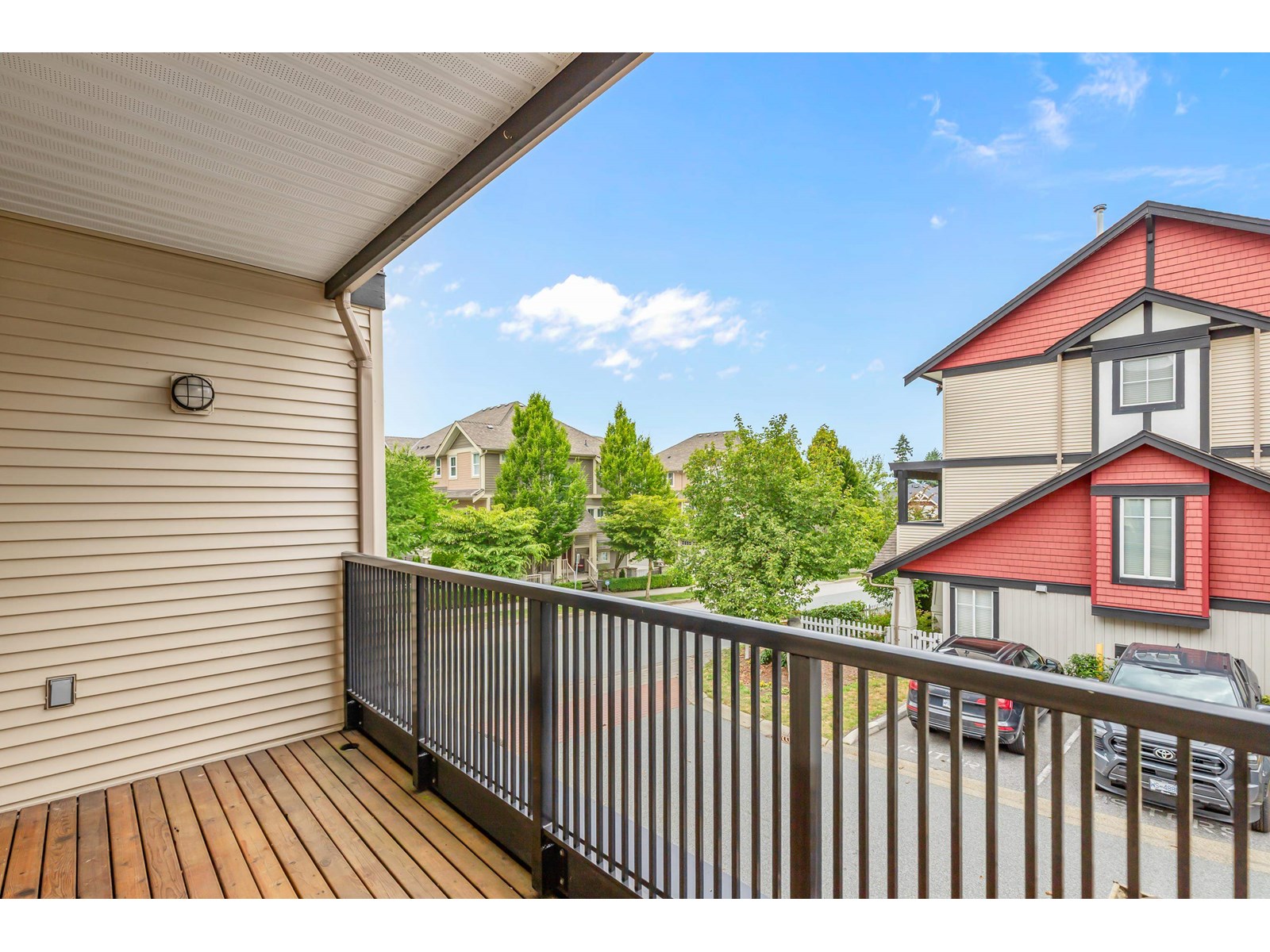 Photo 19 of 37 7168 179 Street, Surrey BC