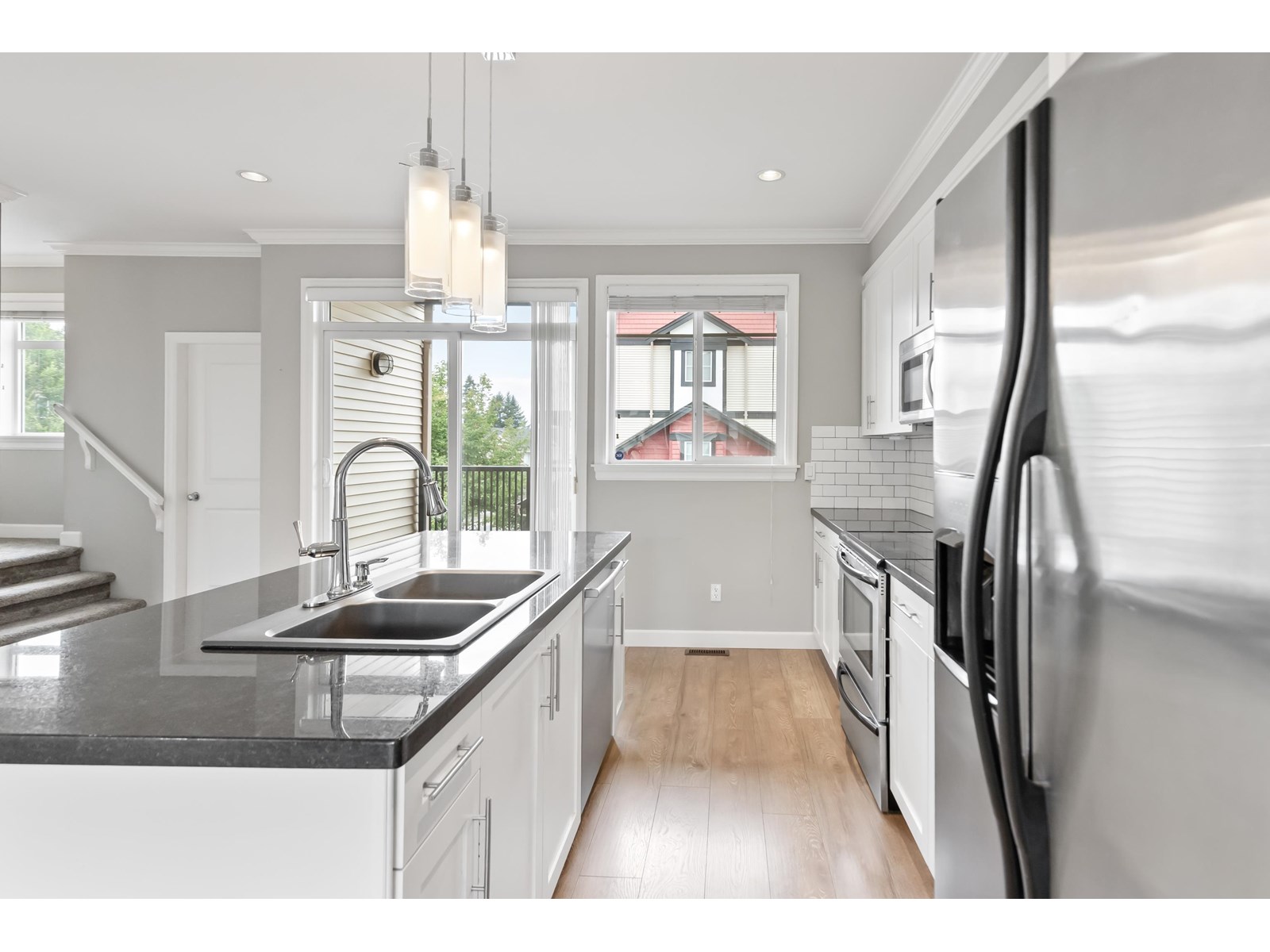 Photo 6 of 37 7168 179 Street, Surrey BC