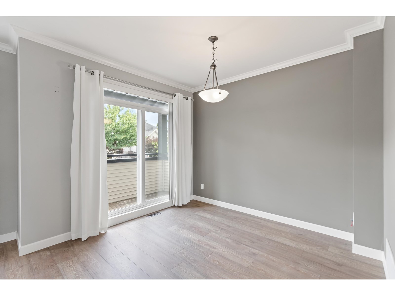 Photo 18 of 37 7168 179 Street, Surrey BC