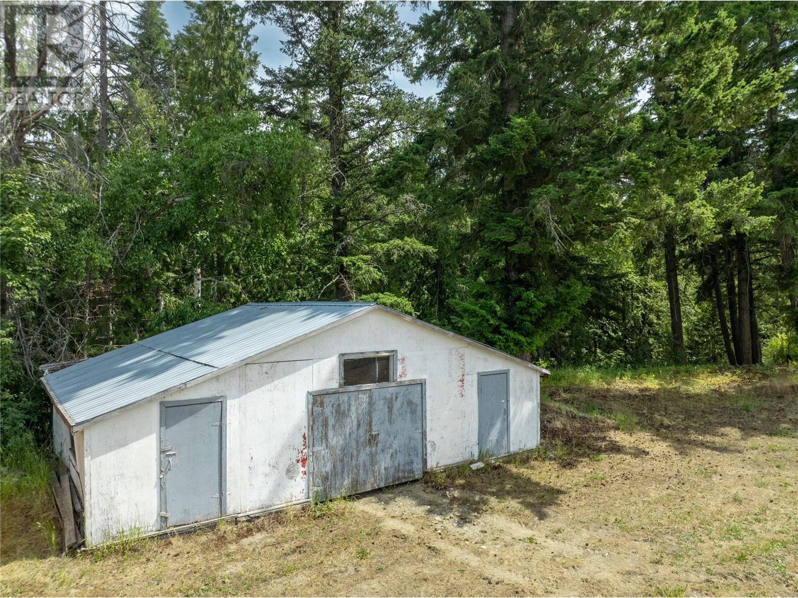 Photo 26 of 851 Dilworth Road, Sorrento BC