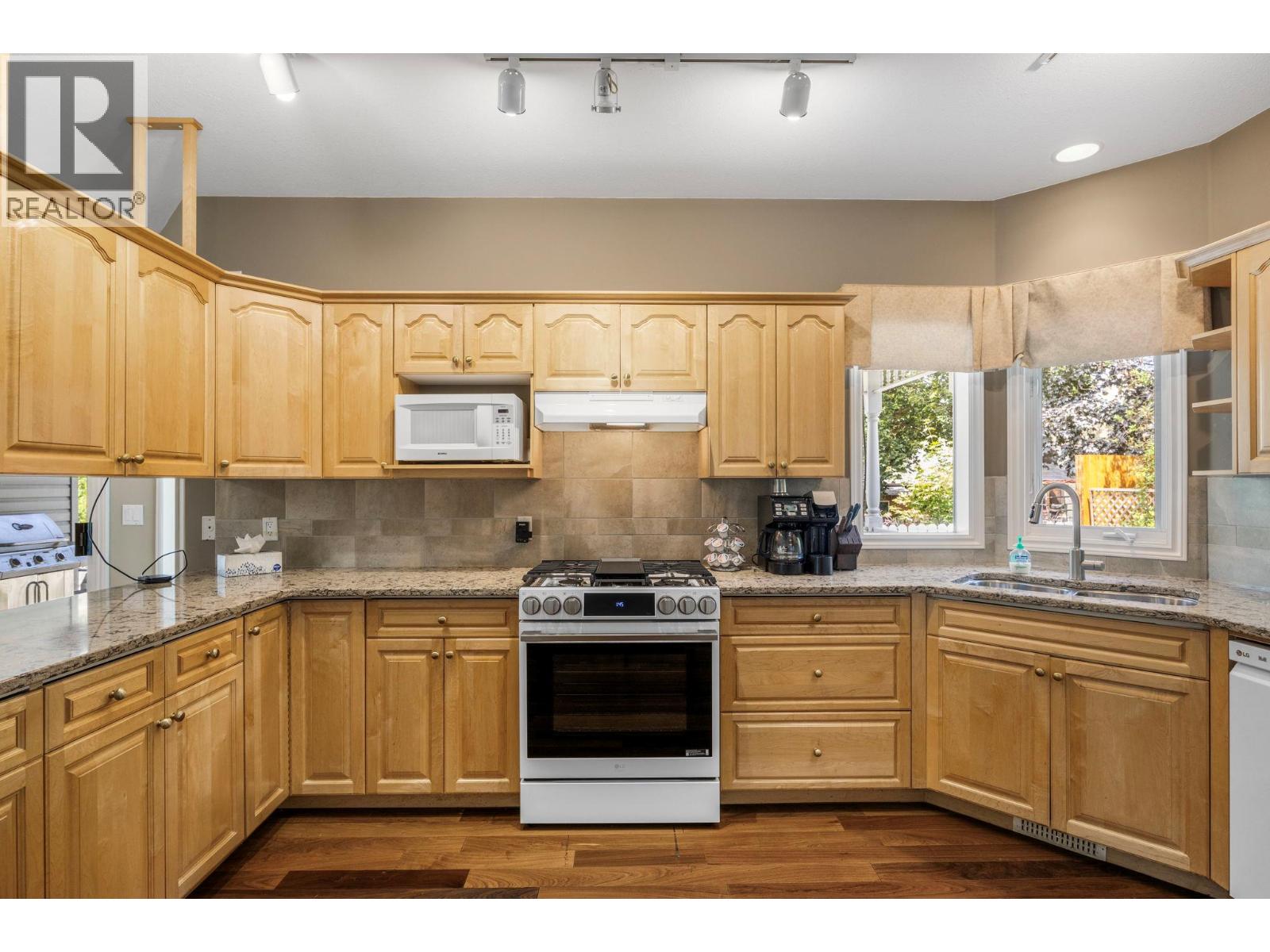  758 Varney Court, Kelowna