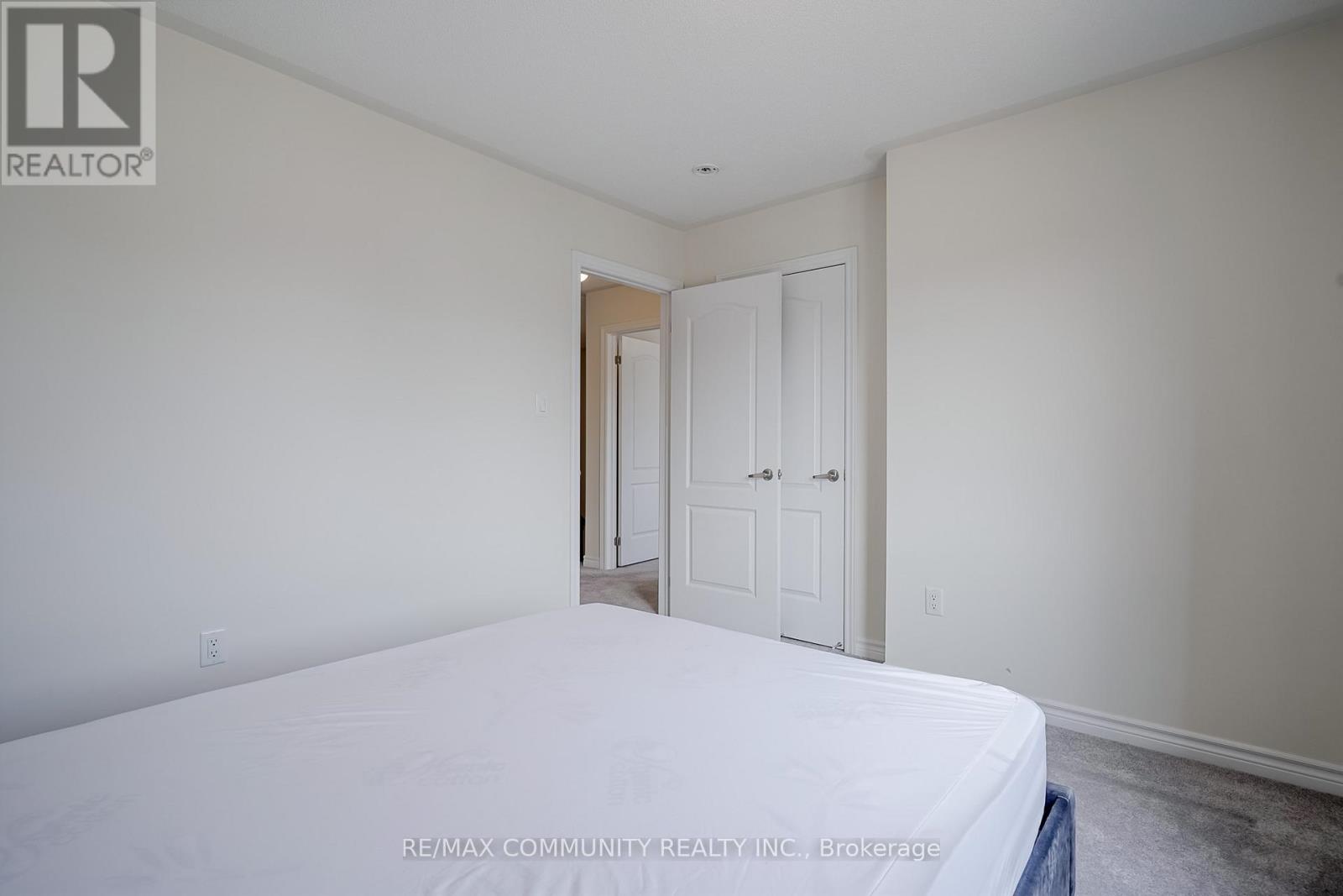 Photo 27 of 16 Jardine Street, Brock ON