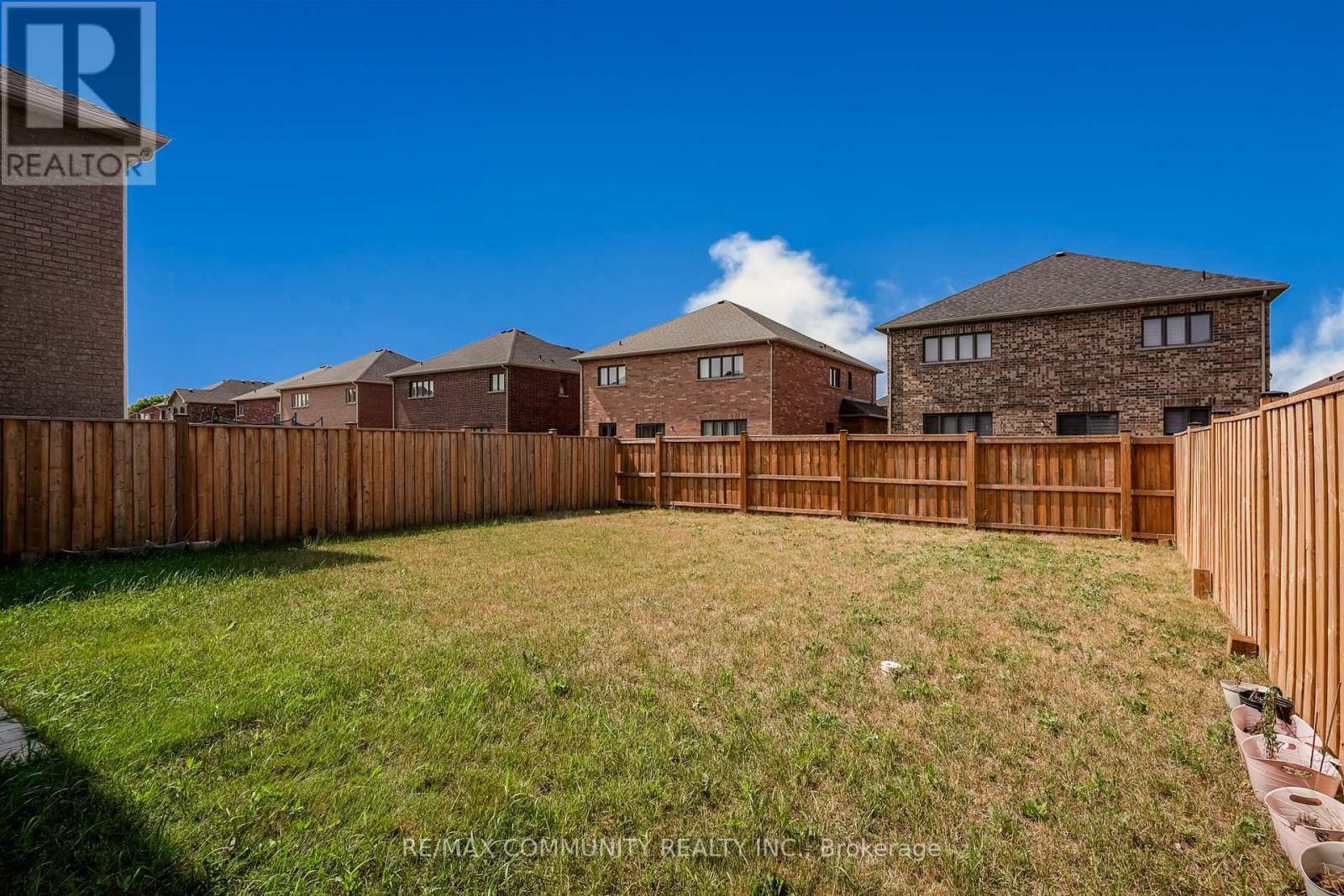 Photo 35 of 16 Jardine Street, Brock ON