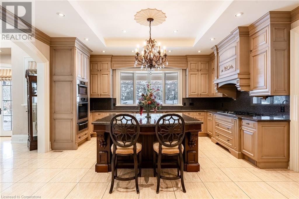 Photo 10 of 2594 Bluffs Way, Burlington ON