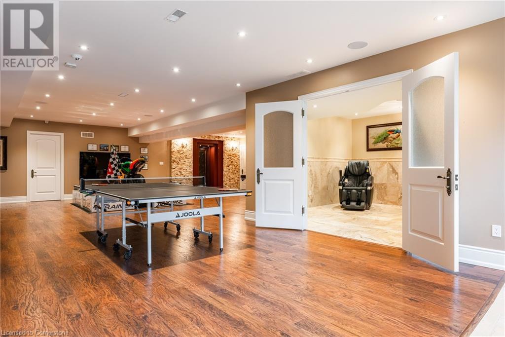 Photo 27 of 2594 Bluffs Way, Burlington ON
