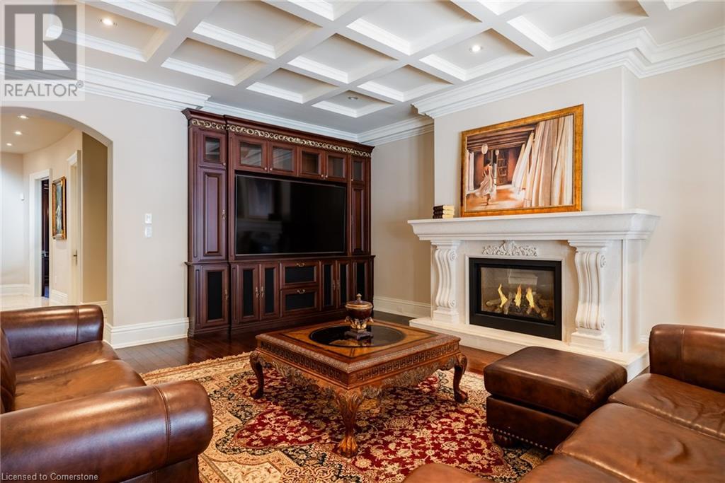 Photo 8 of 2594 Bluffs Way, Burlington ON