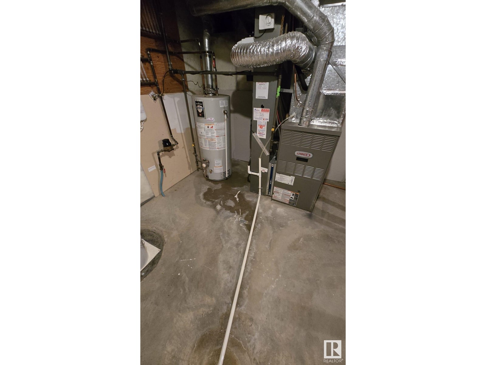 Photo 29 of 8053 Shaske Dr Nw, Edmonton AB