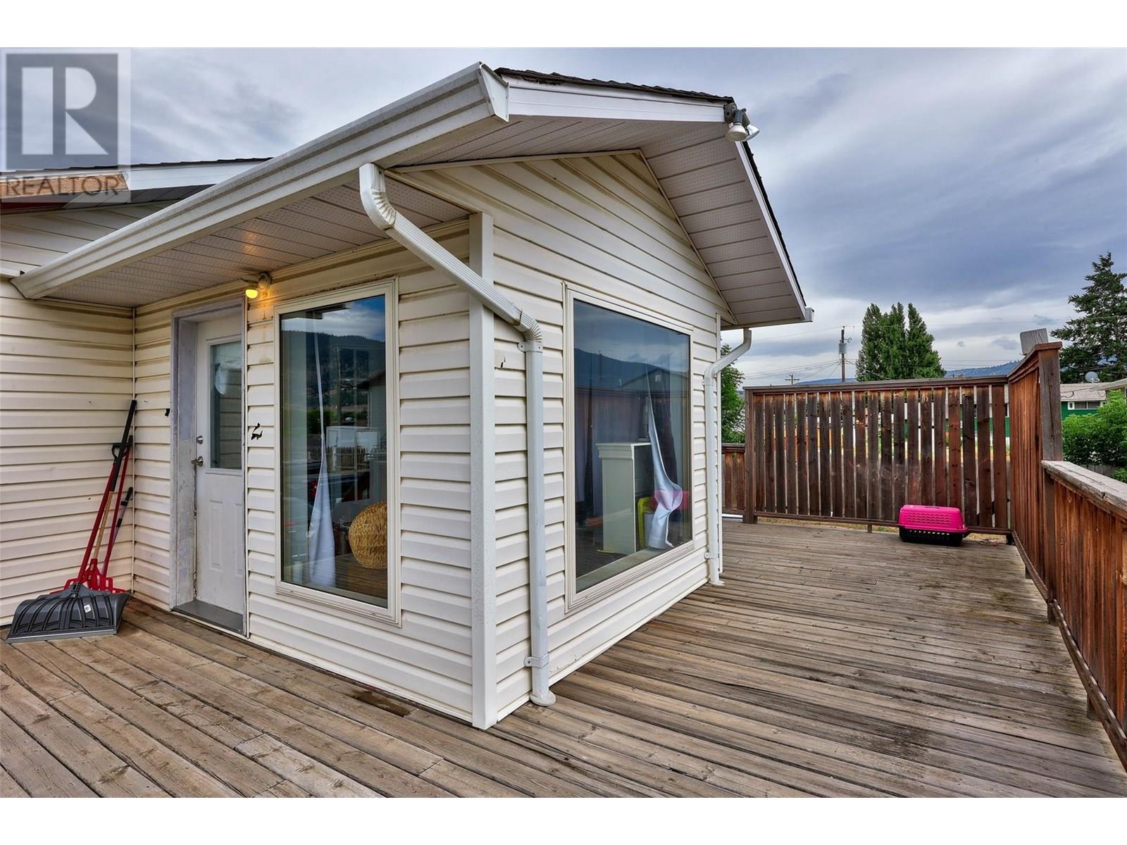 2026 PRIEST AVENUE - 9