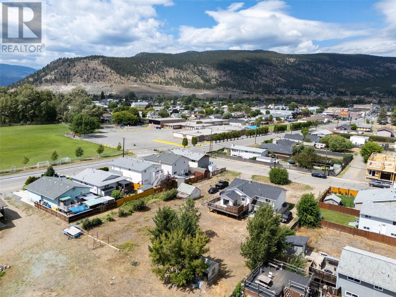 2026 PRIEST AVENUE - 27