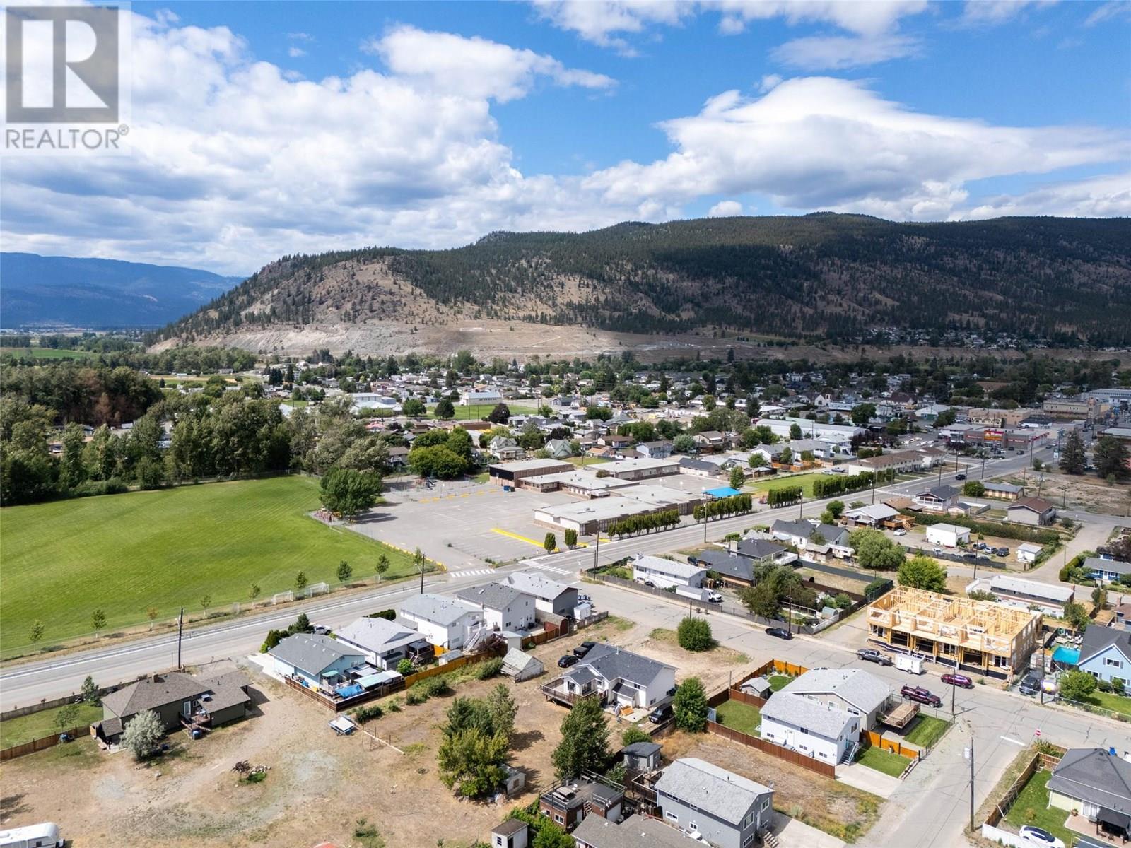 2026 PRIEST AVENUE - 24