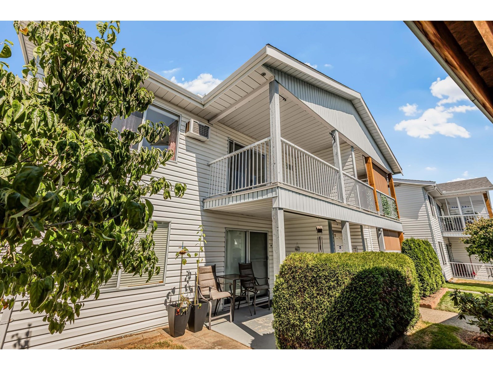 Photo 2 of 72 32691 Garibaldi Drive, Abbotsford BC